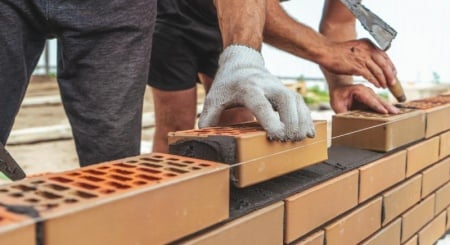 Maçonnerie et gros œuvre, quelles techniques pour des fondations durables